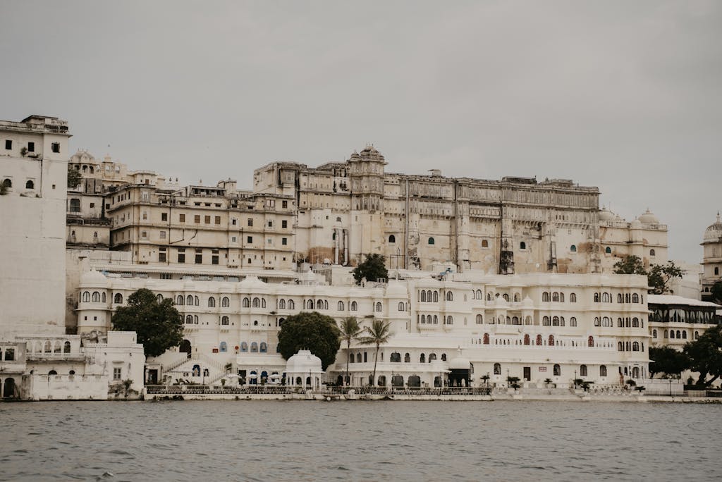 Explore the grandeur of Udaipur's City Palace, a stunning architectural marvel on Lake Pichola.